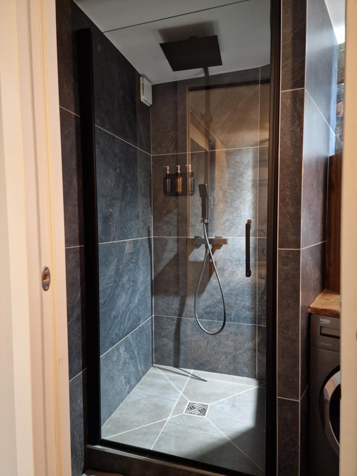 Appartement avec jacuzzi privé à Disney Quincy-Voisins Exterior foto