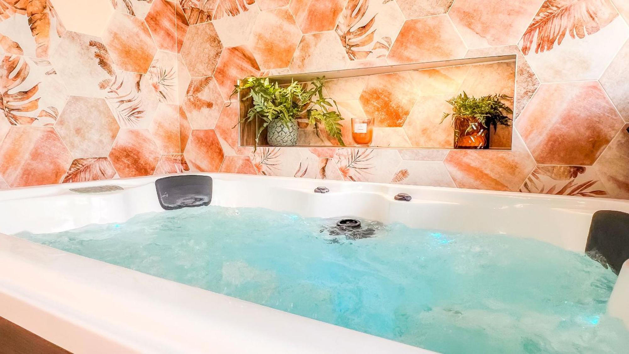 Appartement avec jacuzzi privé à Disney Quincy-Voisins Exterior foto